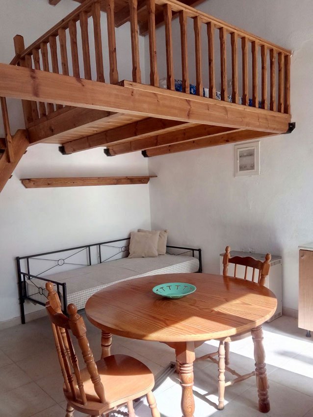 TRADITIONAL HOUSE for Rent - COMUNE KAMIROS